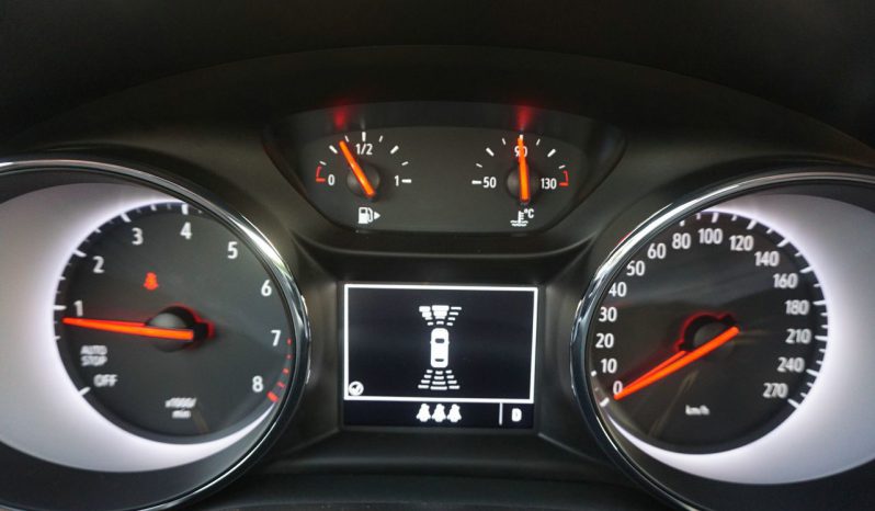 
								Opel Astra K 1.4 turbo full									