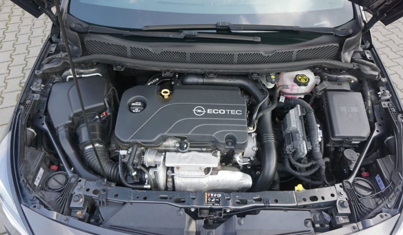 
								Opel Astra K 1.4 turbo navi kamera full									