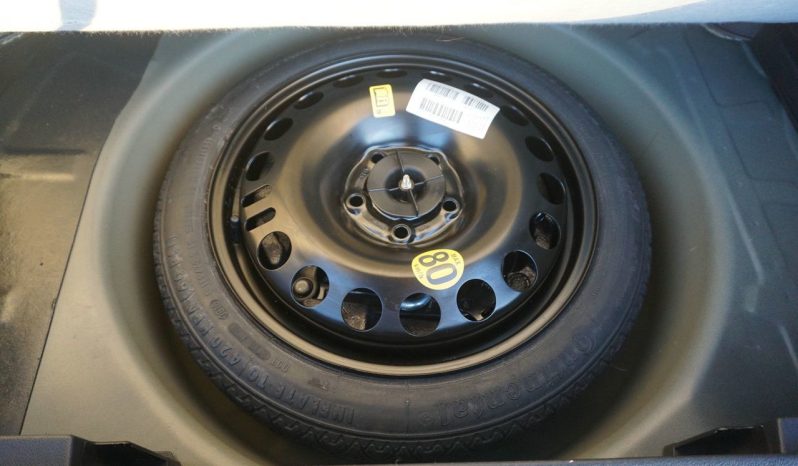 
								Cosmo*1.4*100KM*49000km*serwisowany w ASO full									