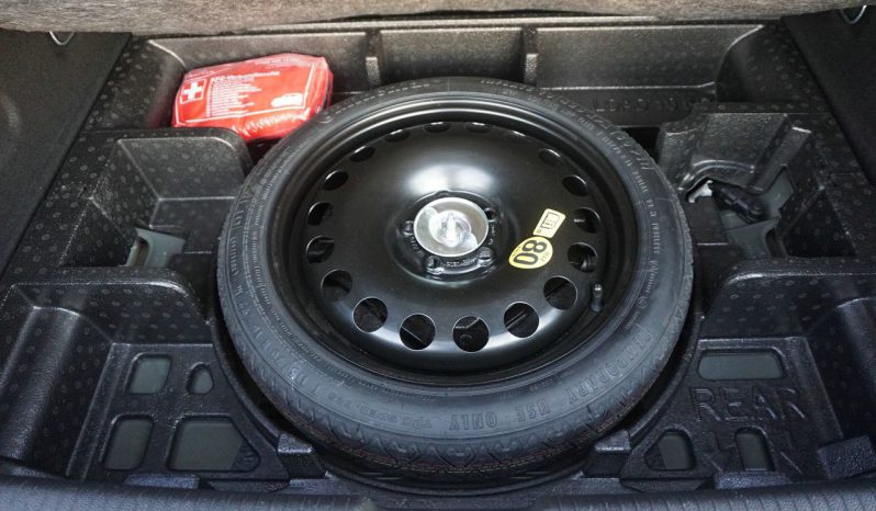 
								Opel Astra K 1.4 turbo full									