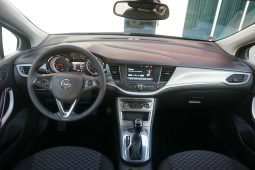 
										Opel Astra K 1.4 turbo full									