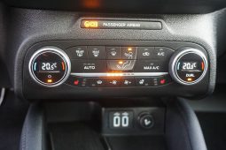 
										Ford Focus 1.5 TDCI kamera navi panorama full									