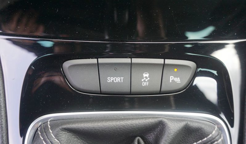 
								Opel Astra K 1.4 turbo navi kamera full									