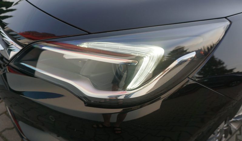 
								Opel Astra K 1.4 turbo full									