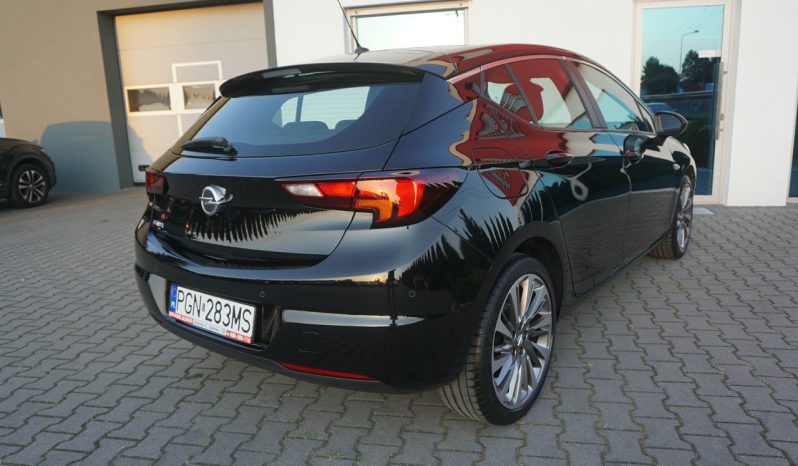 
								Opel Astra K 1.4 turbo full									