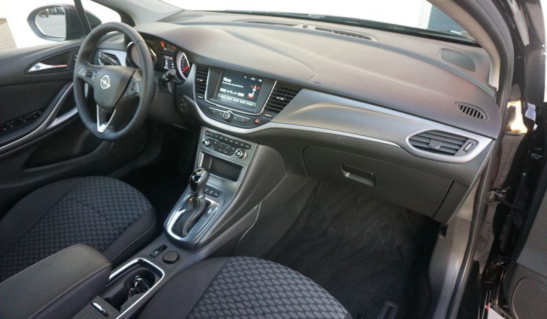 
								Opel Astra K 1.4 turbo full									