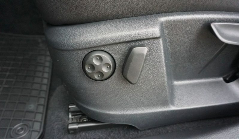 
								kamera*navi*2.0TDI*150KM*Panorama full									