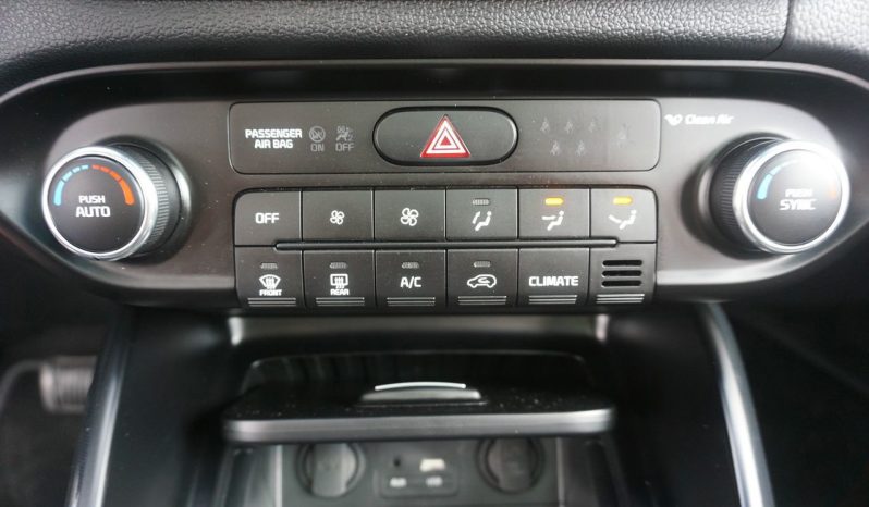 
								1.6CRDI* 87000km*Kamera*Navi*klimatronic* full									