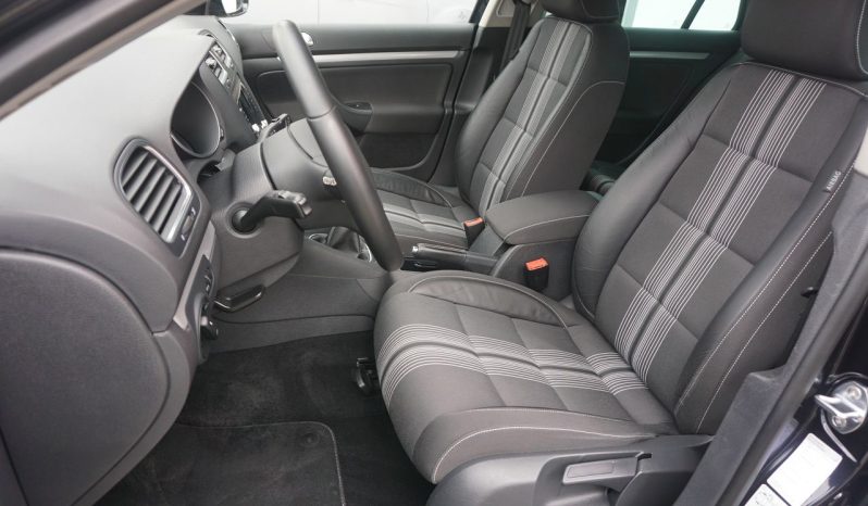 
								1.6TDI*105KM*120000km* full									