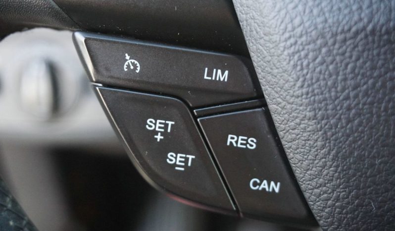 
								FORD KUGA 2.0 TDCI kamera navi full									