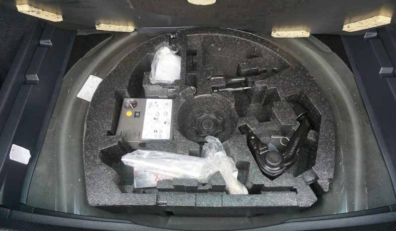 
								1.6TDI*105KM*120000km* full									