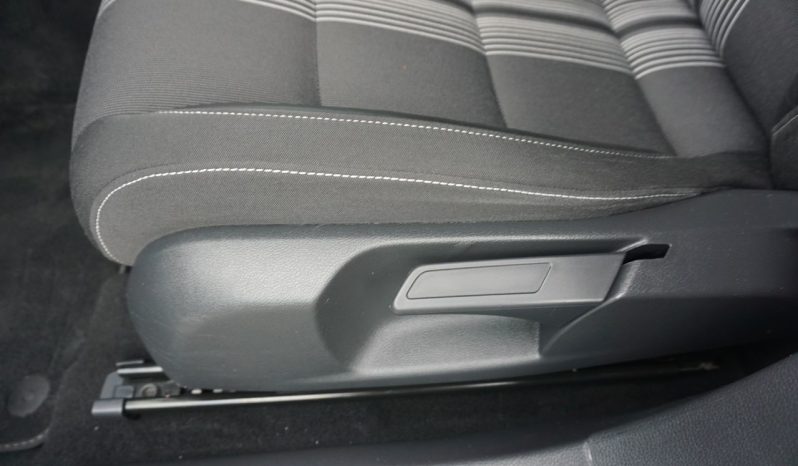 
								1.6TDI*105KM*120000km* full									