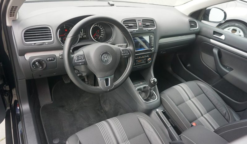 
								1.6TDI*105KM*120000km* full									
