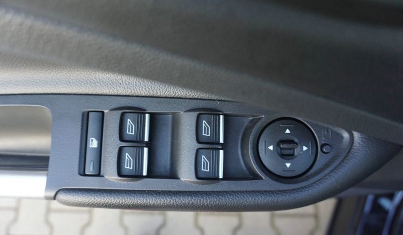 
								FORD KUGA 2.0 TDCI kamera navi full									