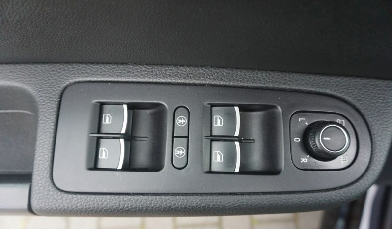
								kamera*navi*2.0TDI*150KM*Panorama full									