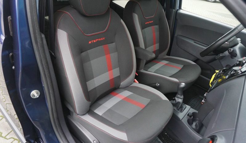 
								Dacia Dokker*Stepway*1.6*Navi*z Niemiec* full									