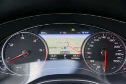 
										bogate wyposażenie*kamera*navi*2.0 TDI*190KM*DSG full									