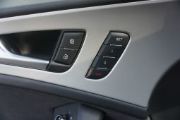 
										bogate wyposażenie*kamera*navi*2.0 TDI*190KM*DSG full									