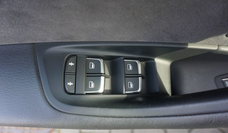 
								bogate wyposażenie*kamera*navi*2.0 TDI*190KM*DSG full									