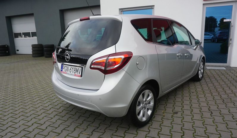 
								Cosmo*1.4*120KM*48000km*serwisowany w ASO full									