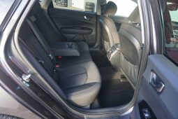 
										2.0*163KM*Automat*Navi*Kamera*72500km* full									