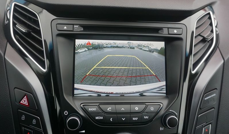 
								1.6 GDI*120000km*Xenon*Kamera*Navi* full									