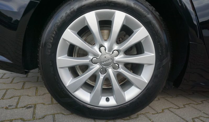 
								bogate wyposażenie*kamera*navi*2.0 TDI*190KM*DSG full									