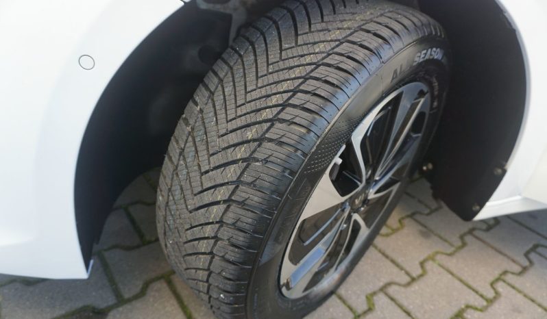 
								1.6 GDi Plug-in Hybrid*141KM**57000km*z Niemiec* full									