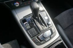 
										bogate wyposażenie*kamera*navi*2.0 TDI*190KM*DSG full									