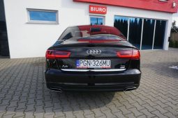 
										bogate wyposażenie*kamera*navi*2.0 TDI*190KM*DSG full									