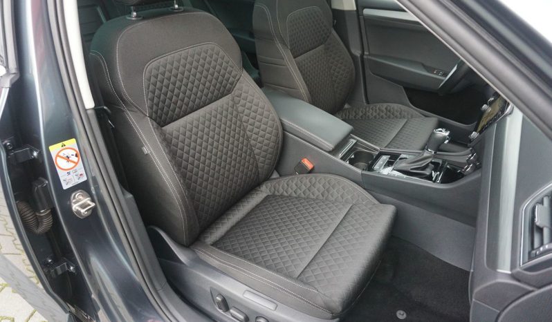 
								bi-xenon*panorama*kamera*navi*190KM*DSG full									