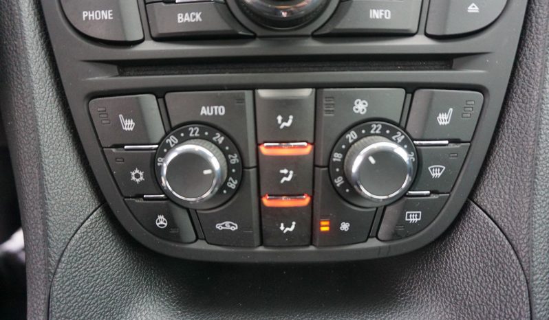 
								Cosmo*1.4*120KM*48000km*serwisowany w ASO full									