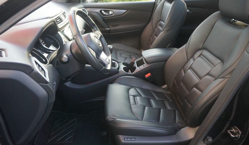 
								Tekna+*108000km*navi*kamera*panorama*160KM* full									